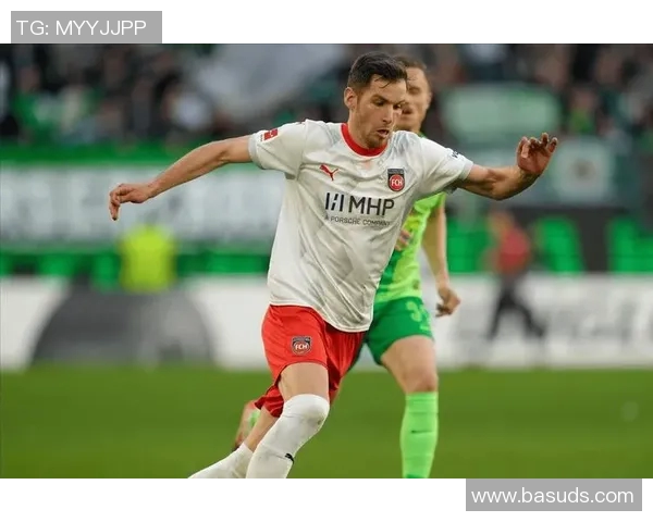 沃尔夫斯堡历经沉浮终破对手魔咒战悍将取得胜利