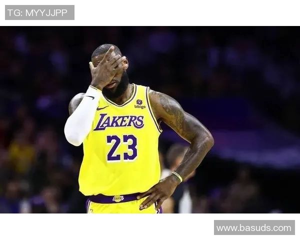 湖人七连胜！詹姆斯43分继续发挥稳定，领队战胜勇士取得胜利